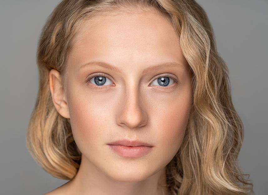 Vodič za šminkanje tankih obrva korak po korak